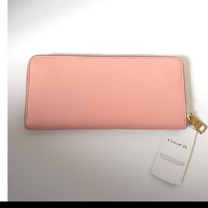 New! COACH Logo Slim Accordion Zip Smooth Leather Wallet B4/Candy Pink